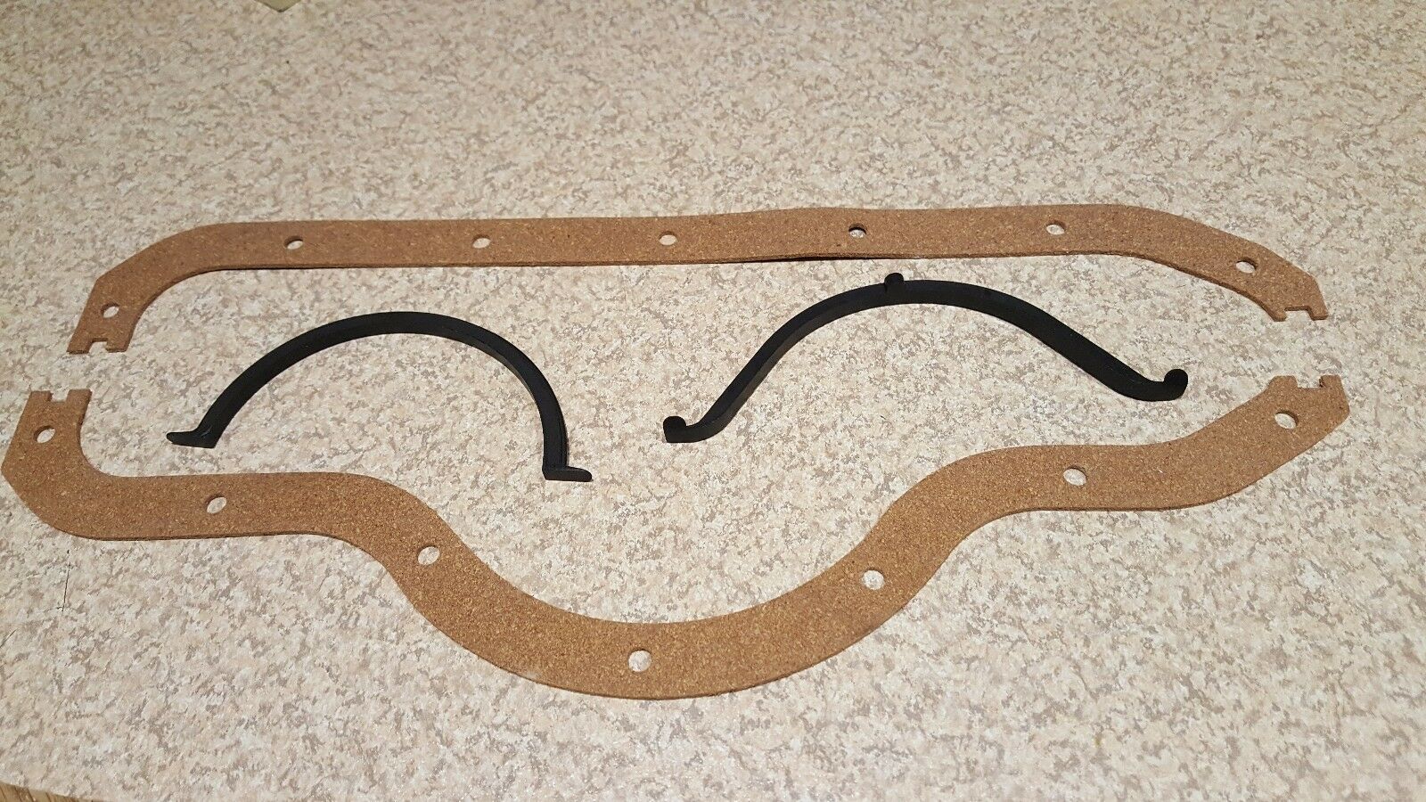 thumbnail image 2 of Pre Ecotec Rubber Sump Gasket – 1.8L & 2.0L – Fits Vauxhall/Opel/Daewoo – JJ385E 2 of 4
