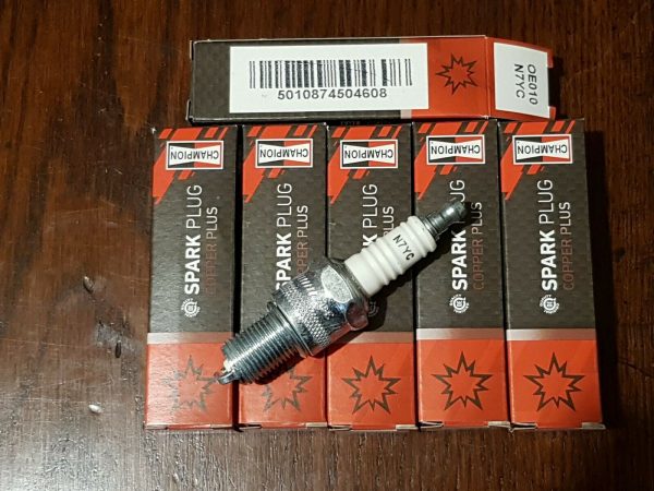 Champion Spark Plug set - Jaguar XJ6 - 2.8 litre